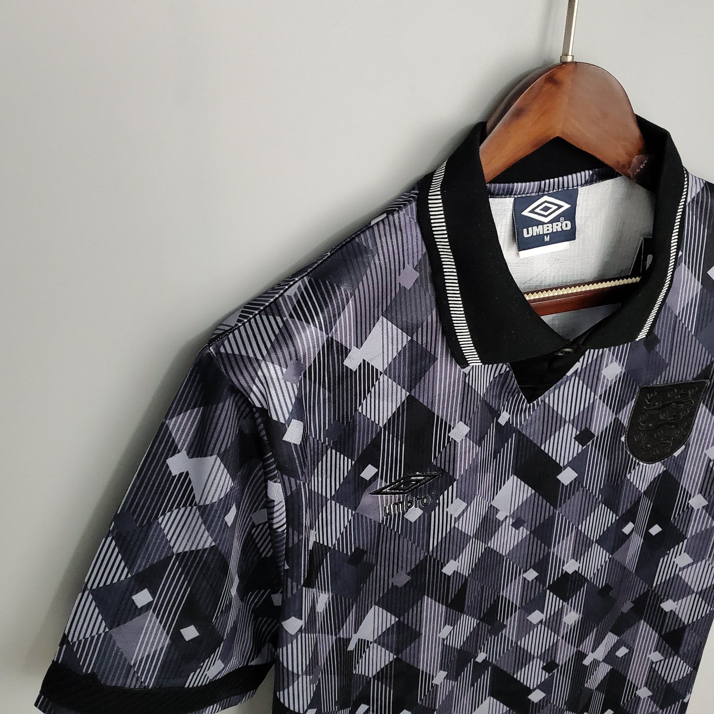 Retro England 1990 Black Away