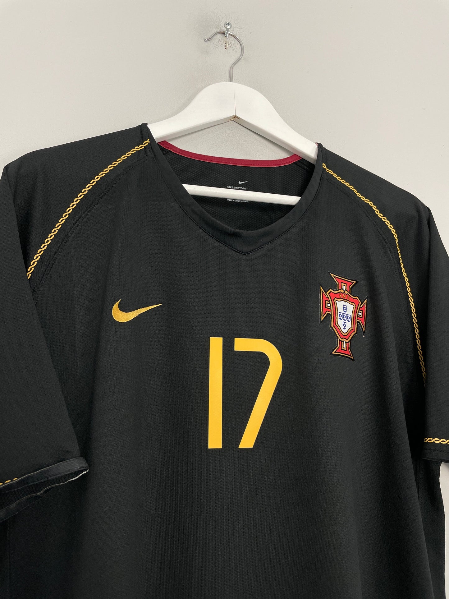 Portugal Retro 06/07 Away Kit