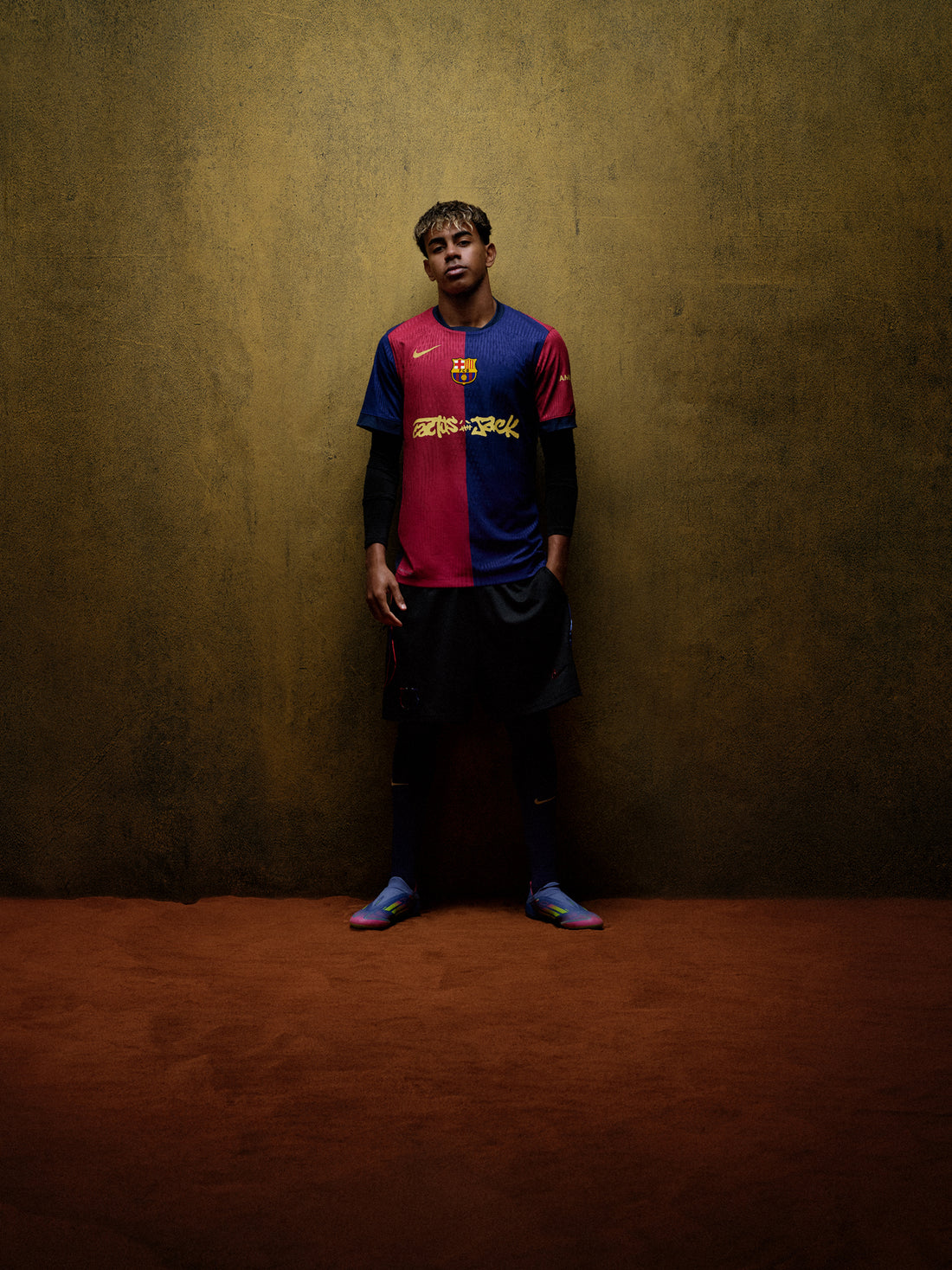 Barcelona X Travis Scott Kit