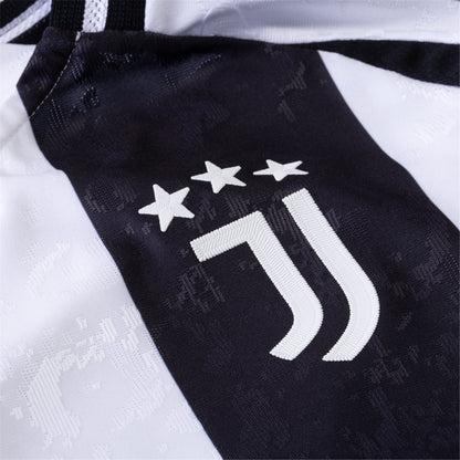 Juventus 24/25 Home Jersey