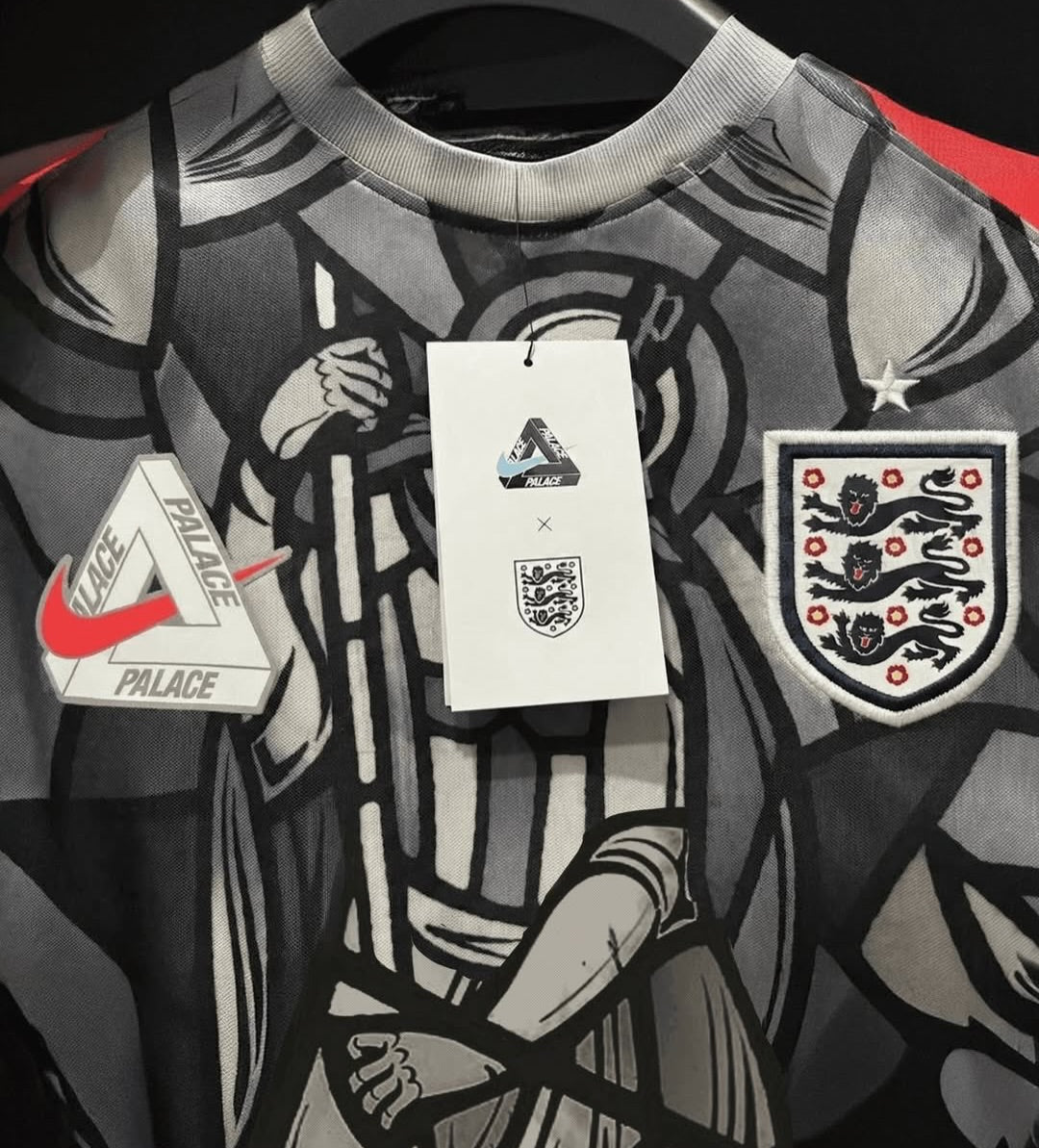 England X Palace 26/27 kit