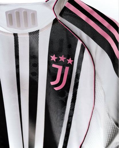 Juventus 25/26 Home Jersey